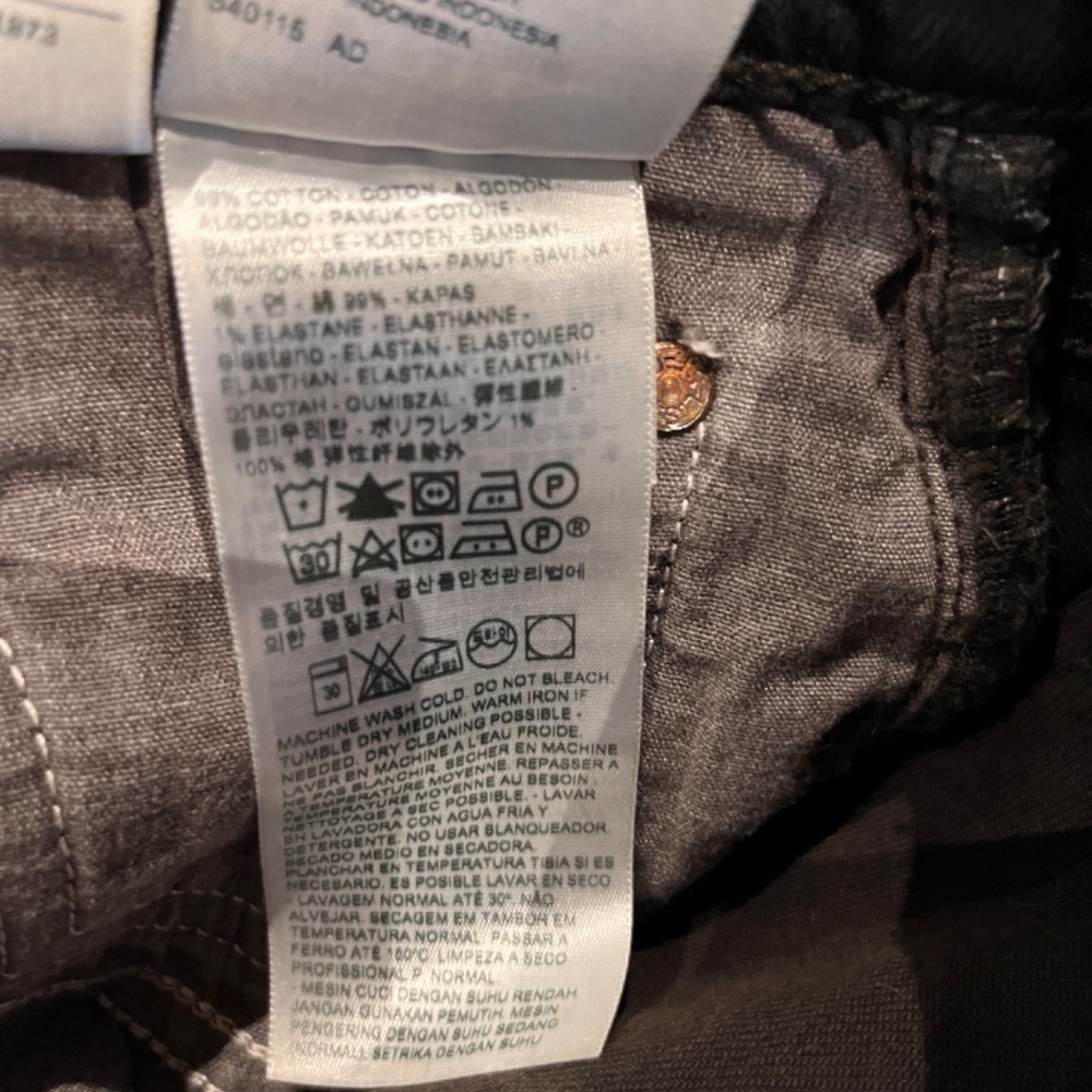 Levi’s NWOT Brown/Grey Denim Jeans Raw Hem - Picture 4 of 4